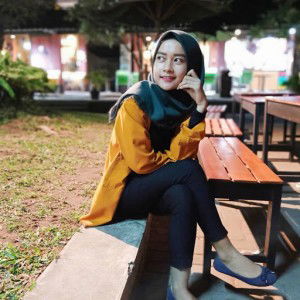 MOMOY YULIA profile icon