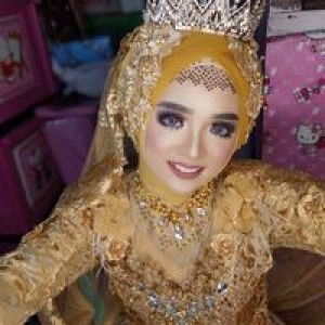 Putri Rahayu profile icon