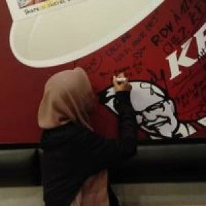 Ezzah Ezzatiey profile icon