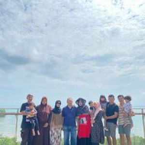 Ayu Yuliani profile icon