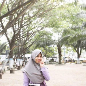 SAFIRA NUR PRADINI profile icon