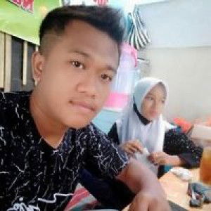 Yeyen Andriyani profile icon