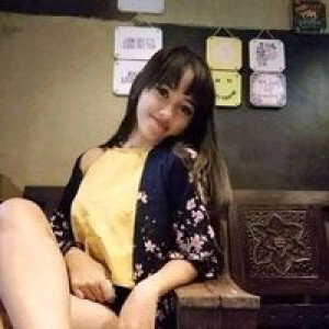 Astrid Arya profile icon