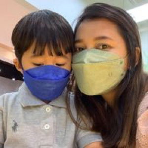 Nia Afrina profile icon