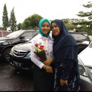 Dewi Septianti profile icon