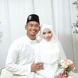 Aina Nabila profile icon