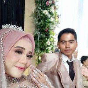 Adhe Yuni profile icon