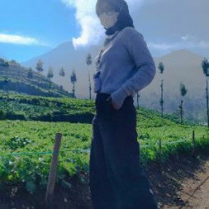 aqidatul izza profile icon