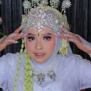 Eka Octavia profile icon