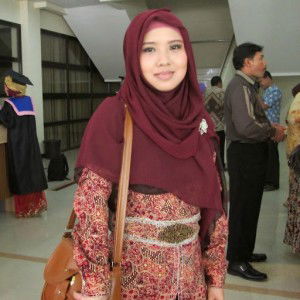 Laily Mahfud profile icon