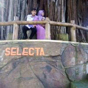 Anna Zuraidah profile icon