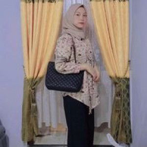 Sulastri Agustina profile icon