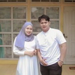 Dina Yulinar profile icon