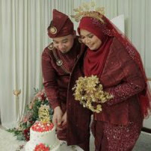 Hani Amethyst profile icon