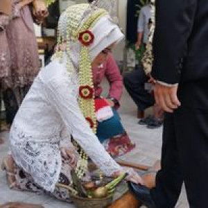 Ikke Widya Kusuma S profile icon