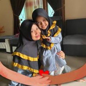 Widia Wati profile icon