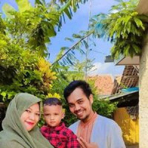 Ulli Yulliyani profile icon