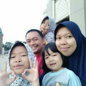 Emira Hilya profile icon