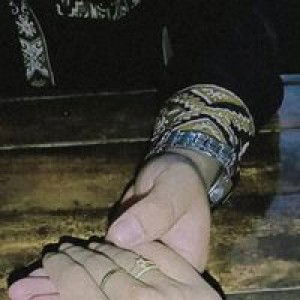 Putri Juliana profile icon