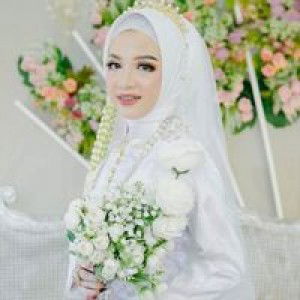 Refika Dwie R profile icon