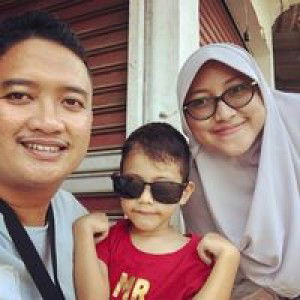 Riyanti Burhanudin profile icon