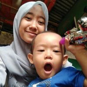 Fitria Yulianingsih profile icon