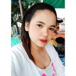 Pawinee Phiromthong profile icon