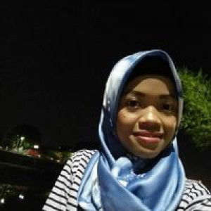 Dwi Putri Indriyani profile icon