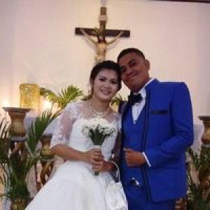 Reccy Alvarez Declaro profile icon