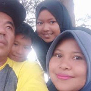 Eliana Adon profile icon