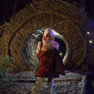 Alizza Qathrunnada profile icon