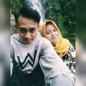 Dewi Lestari profile icon