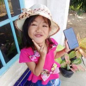 Ayu Lestari profile icon