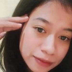 Desy D'firza profile icon