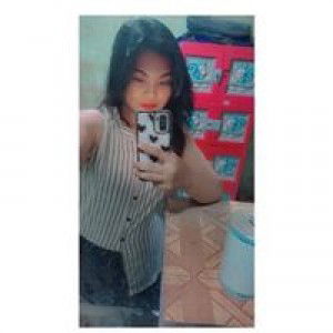 adrina oktavia profile icon