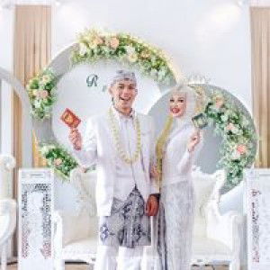 Resti NurLatiffah profile icon