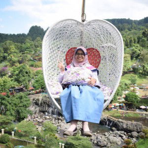 Zaenatun Ngamaliyah profile icon