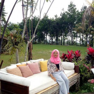 IZMY VINDYANITHA profile icon