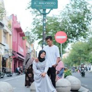 Siti Siinas Shope profile icon