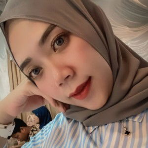 Ella elvira profile icon