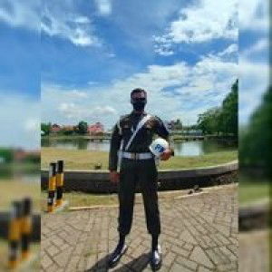 Erniyantiedi profile icon