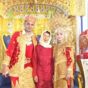 Ninzy June Naefah profile icon