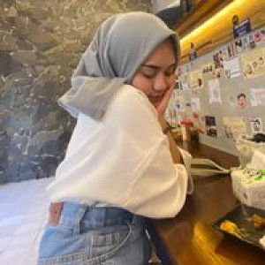 Azhim Pratiwi profile icon