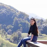 Por Patcharida profile icon