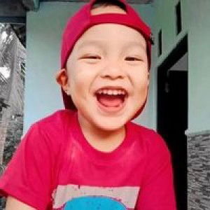 Uny Uniati profile icon