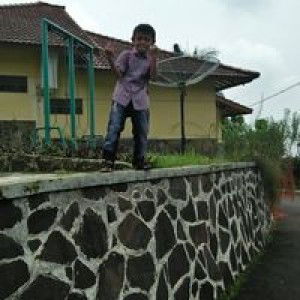 Nur Ela profile icon