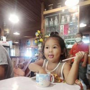 นัทไง ที่มีลูกสาวชื่อน้องแก้ว profile icon
