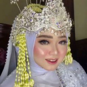 Yani Mulyani profile icon