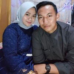 Nur Hikma profile icon