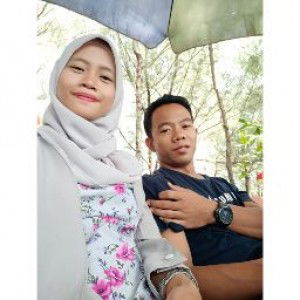 tri wahyuni profile icon